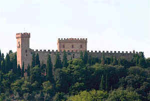 Strozzavolpe castle